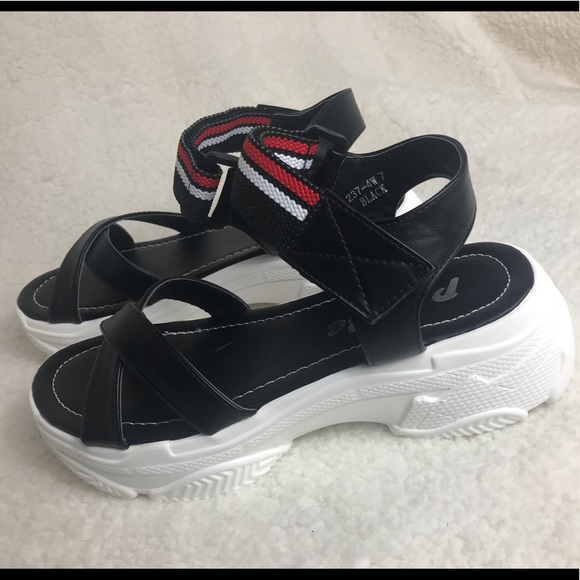 Black White Platform Sneaker Sandals - Picture 5 of 5